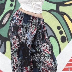 🔥1 left🔥Ladies Floral Print Lounge Pant